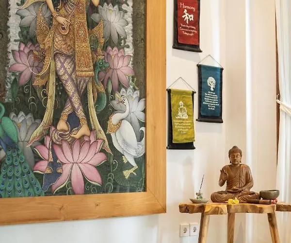 Vije Boutique & 4*