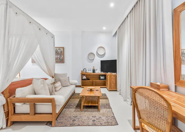 Vije Boutique & Hotel 4*