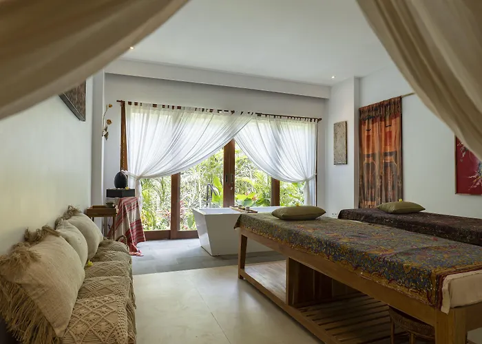 Hotel Vije Boutique & 4*